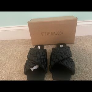 Steve Madden sandals